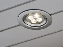 Konstsmide 2er Set LED Deckeneinbaustrahler Für Bad Und Außenbereich, Ø 12,5cm, Schwenkbar 9 Konstsmide 2er Set LED Deckeneinbaustrahler Für Bad Und Außenbereich, Ø 12,5cm, Schwenkbar -Heimbeleuchtung Angebote ambientebild