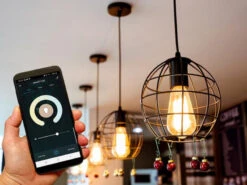 Perel E27 LED WIFI, 6,5 Watt 555 Lumen, 2200-2700 Kelvin, Ø6,4cm, Per App Steuerbar -Heimbeleuchtung Angebote e27 led wifi 65 watt 555 lumen 2200 2700 kelvin 64 5