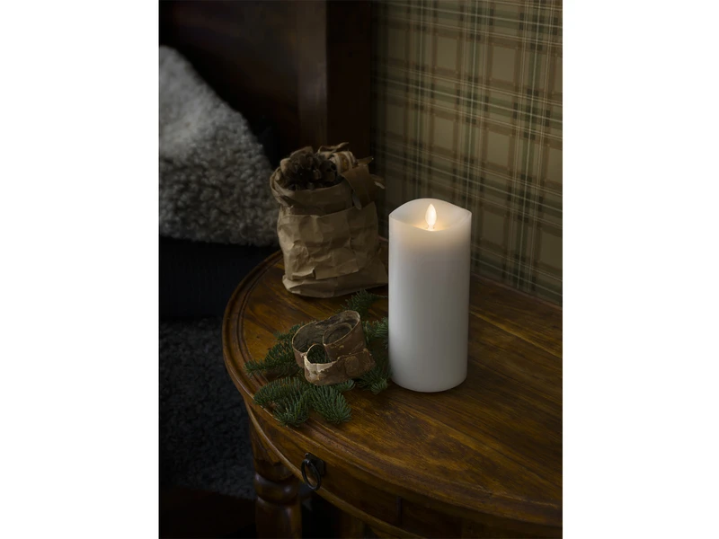 Konstsmide LED Duftkerze Mit 6h Timer, Flackernd, Ø 9cm, Höhe 18cm, Batteriebetrieb 7 Konstsmide LED Duftkerze Mit 6h Timer, Flackernd, Ø 9cm, Höhe 18cm, Batteriebetrieb – Bild 7